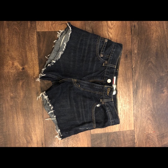 Levi cut offs - Picture 2 of 8